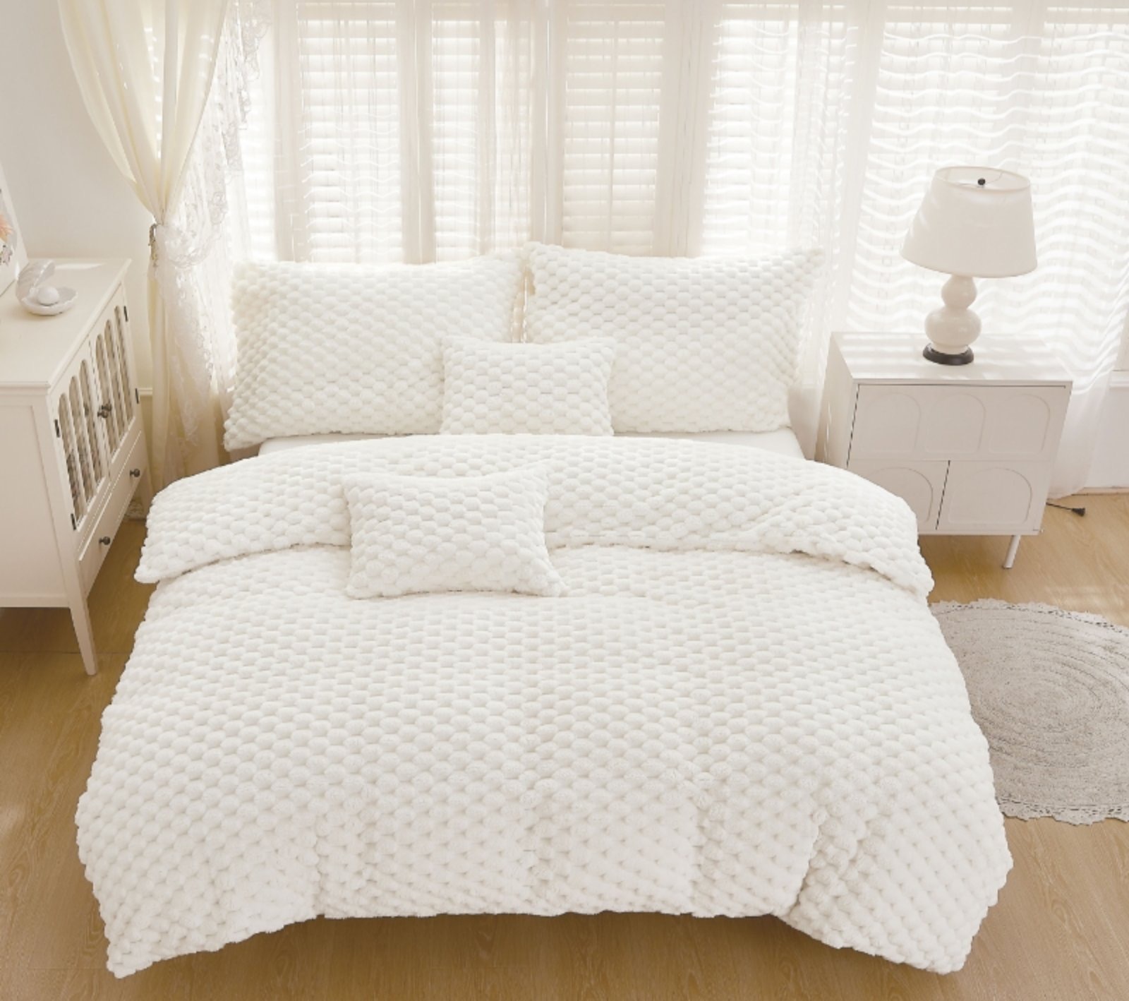 3dílne Mikroplyšové povlečení Exclusive sweet biele 200x140cm+90x70cm TiaHome